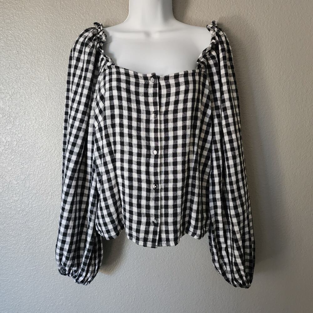 Zara Black and White Gingham Puff Sleeve Button Front Top